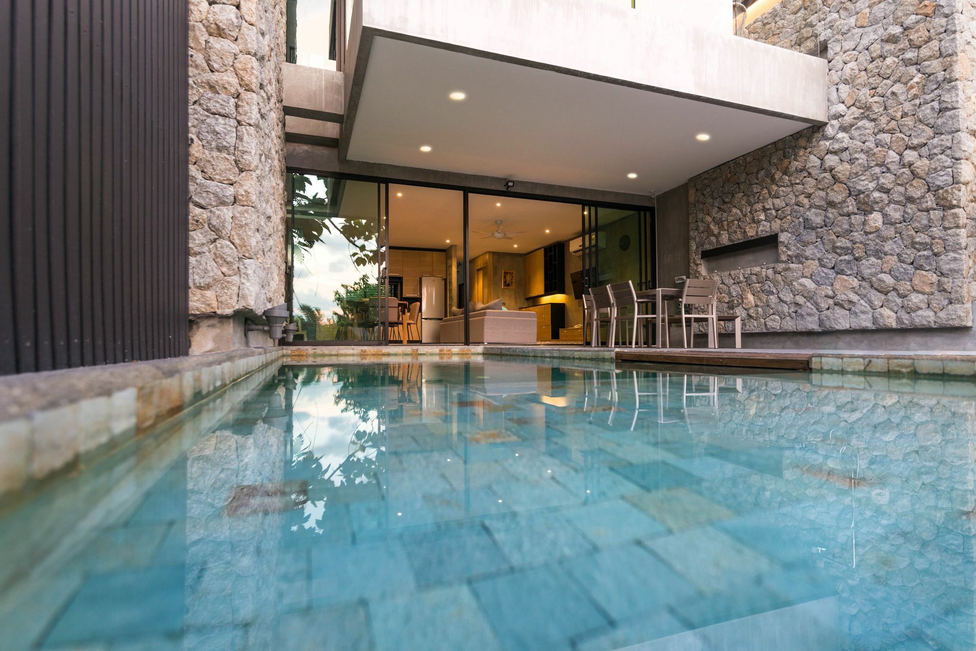 Kamala Lake View Villas 외부 사진